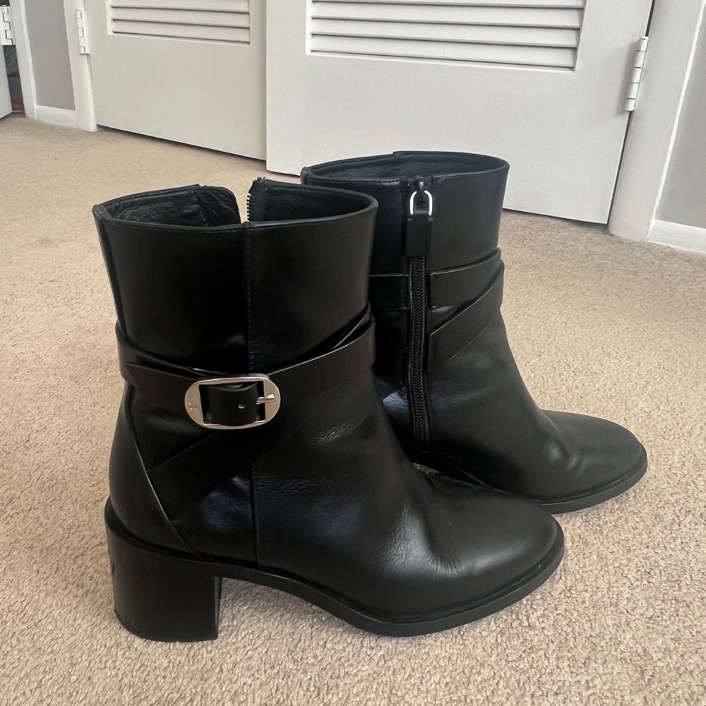 Stuart Weitzman Esme Ankle Boot